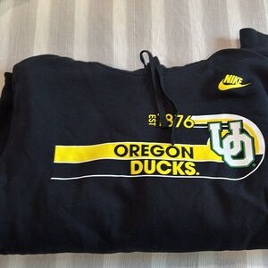 Men’s Nike Oregon Ducks Black Hoodie (Large)